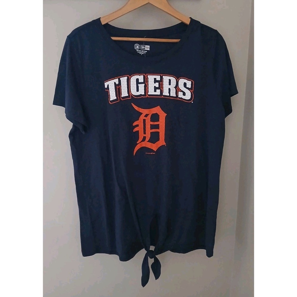 New Torrid Detroit Tigers Tie Front T Shirt Size 2 2X 18 20 Baseball Preppy Logo